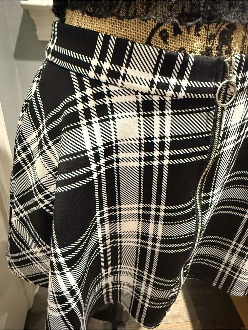 Hot Topic Black and White Plaid Skater Skirt with Front Ring Zip - Picture 3 of 5